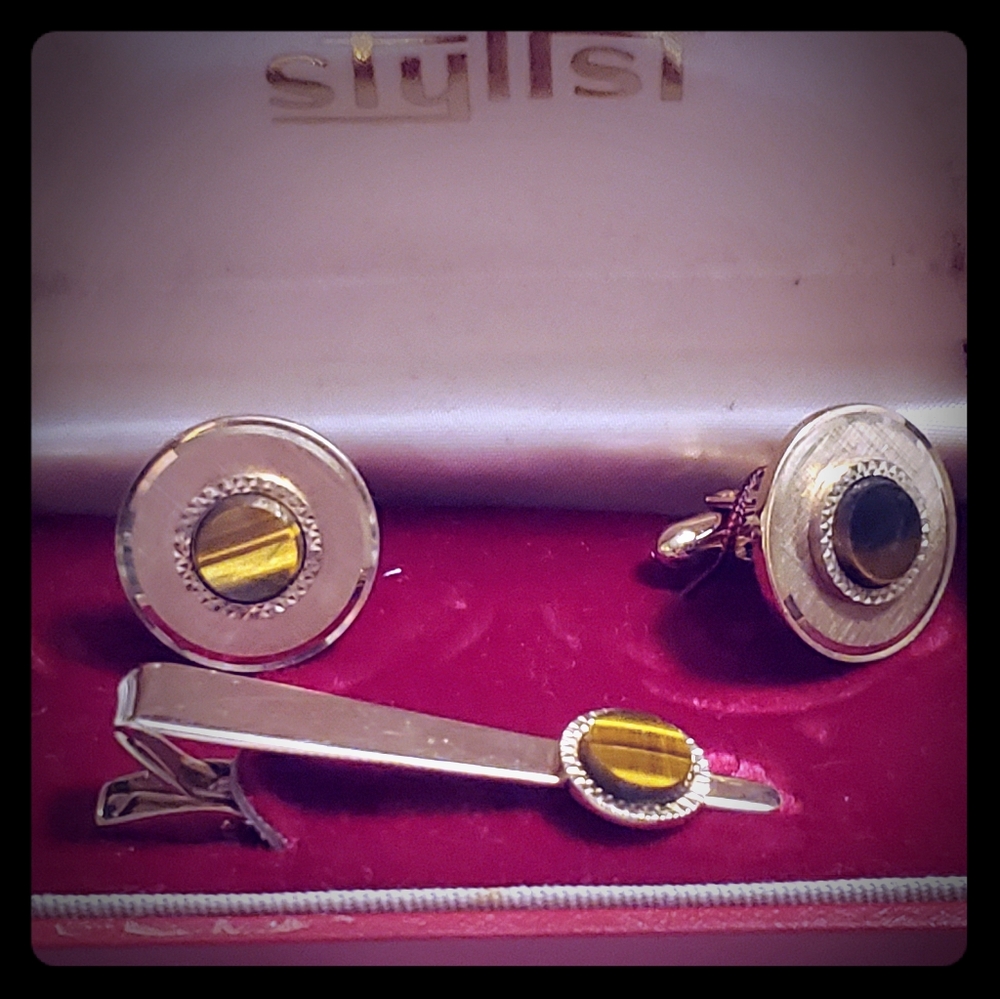 Tigers Eye Cuff Links